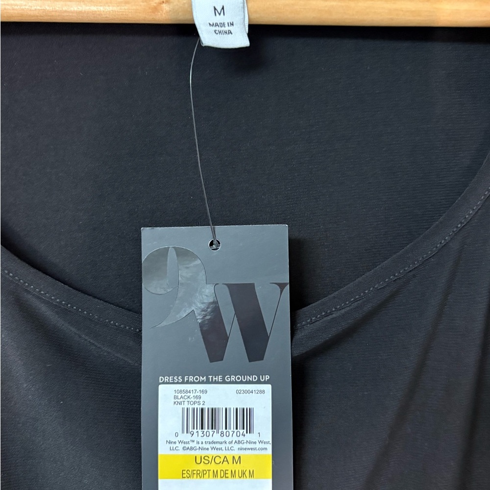 NWT Nine West Black Top with Gold Chain Detail NWT - Picture 11 of 12